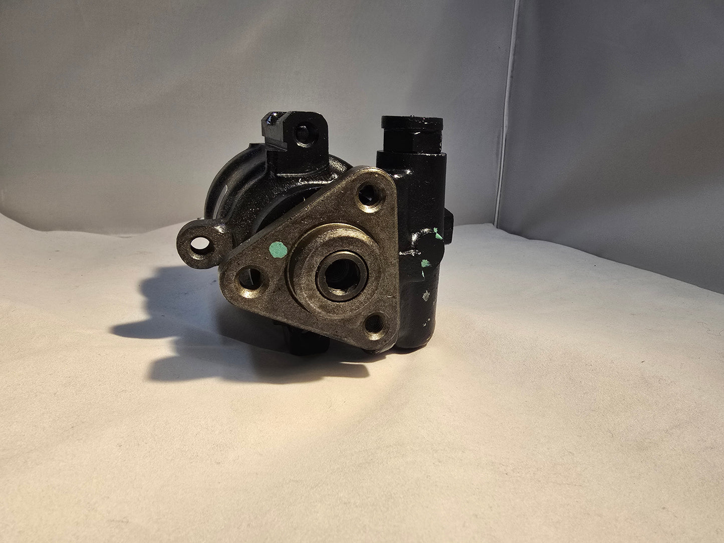 A912E2568F - PAS Pump & Hub Assembly