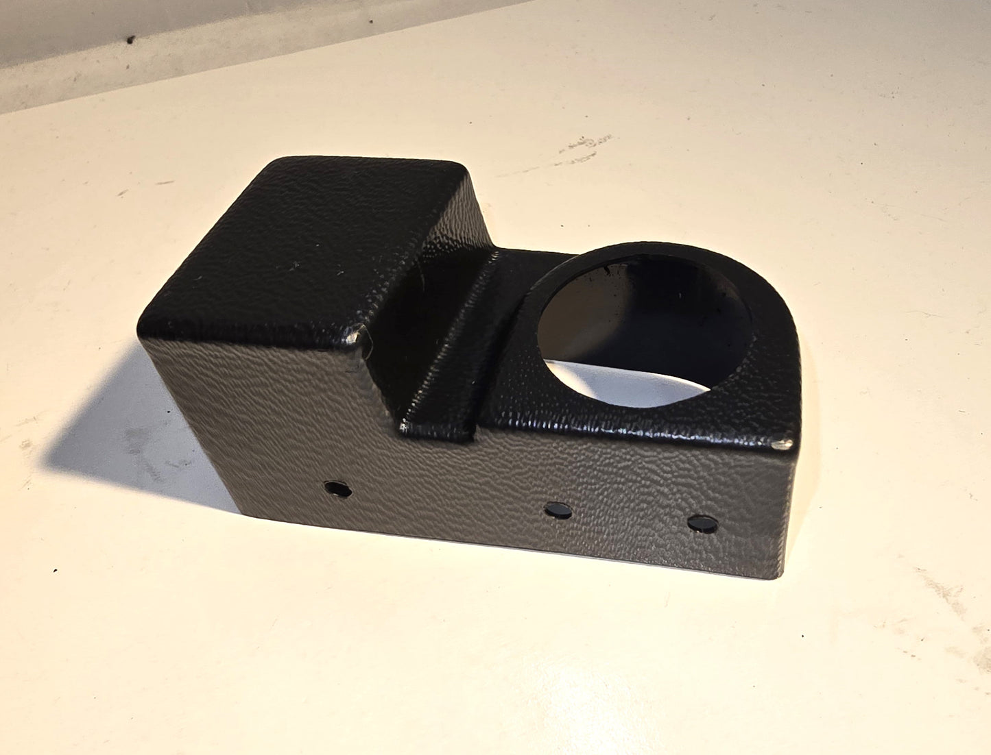 A111M0057K - Cover bracket