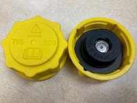 A100K6008F - Header Tank Cap