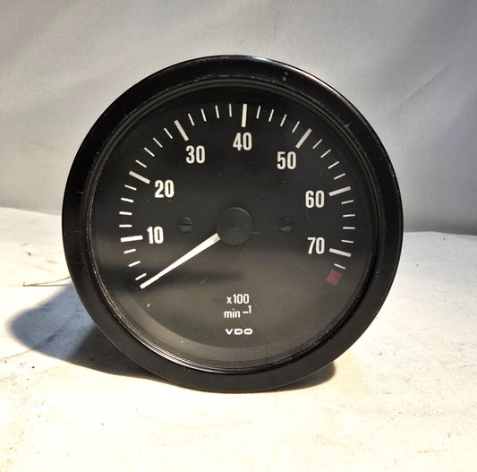 A082N6059F - Tachometer