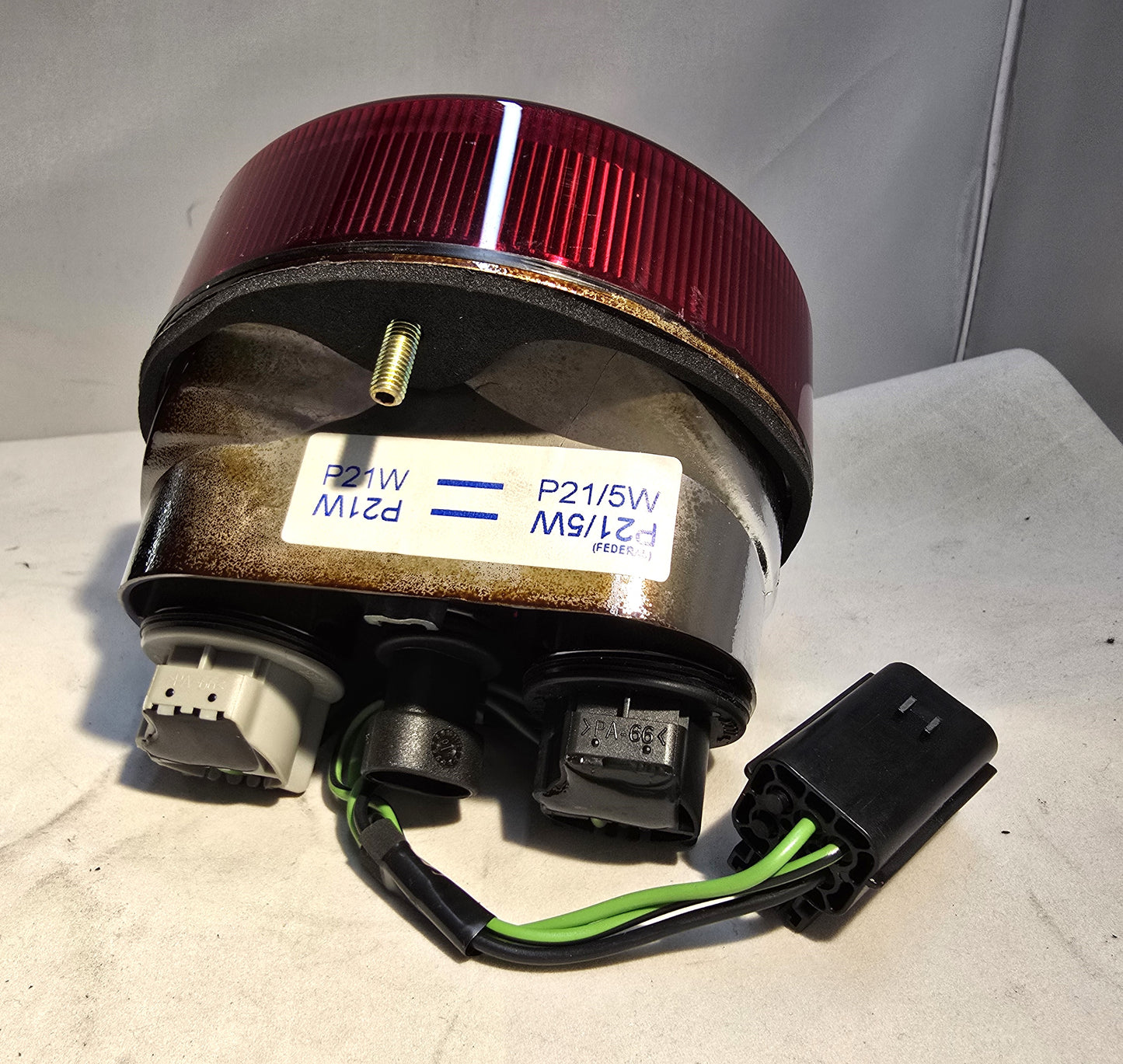 A082M6689F - Rear Lamp V8 Federal