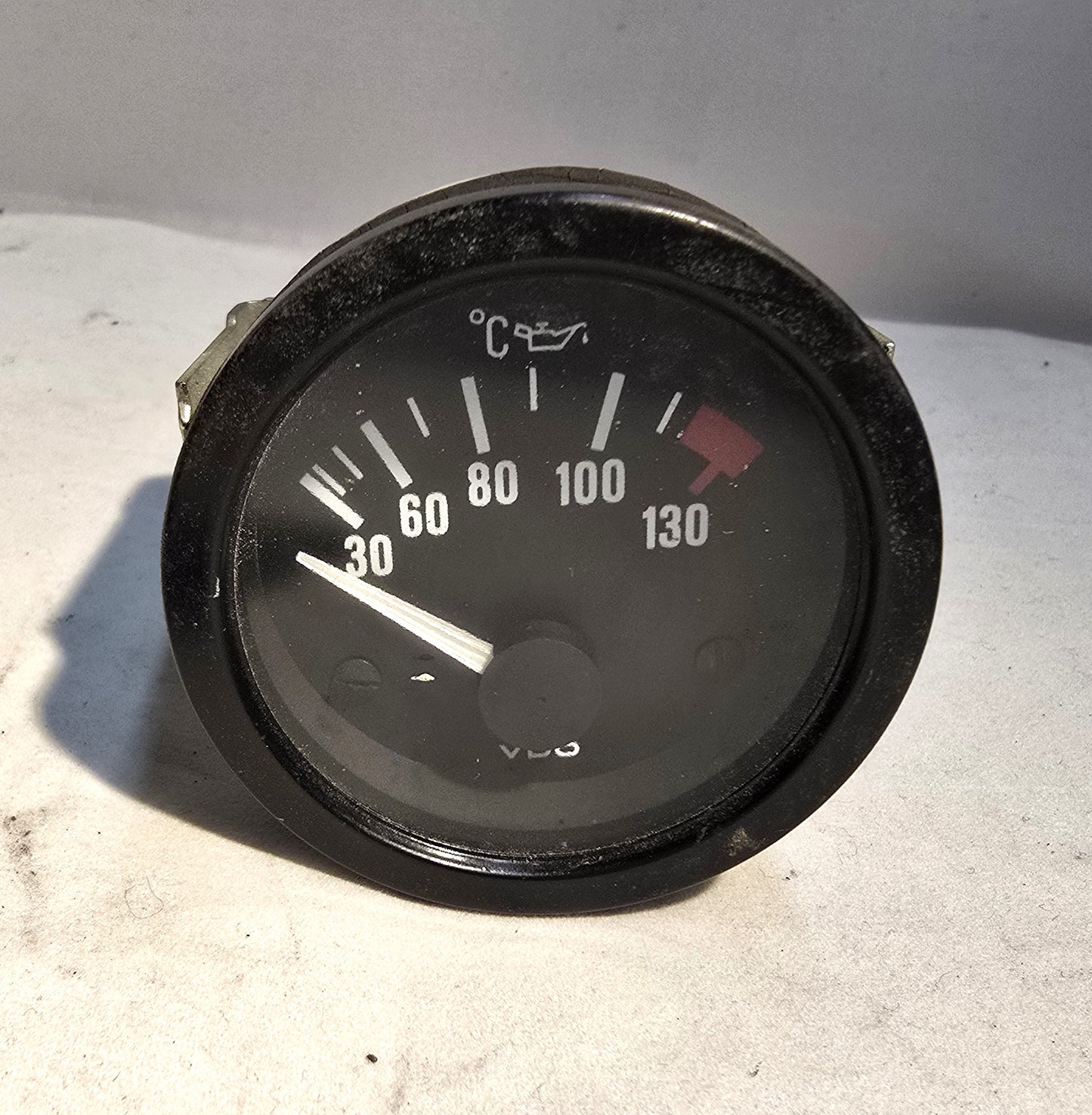 A082N6067F - Oil Temperature Gauge