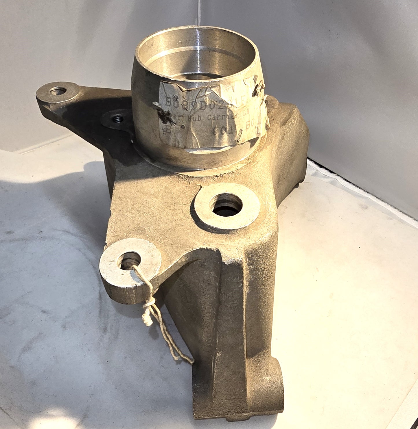 B089D0281F - Rear Hub Carrier