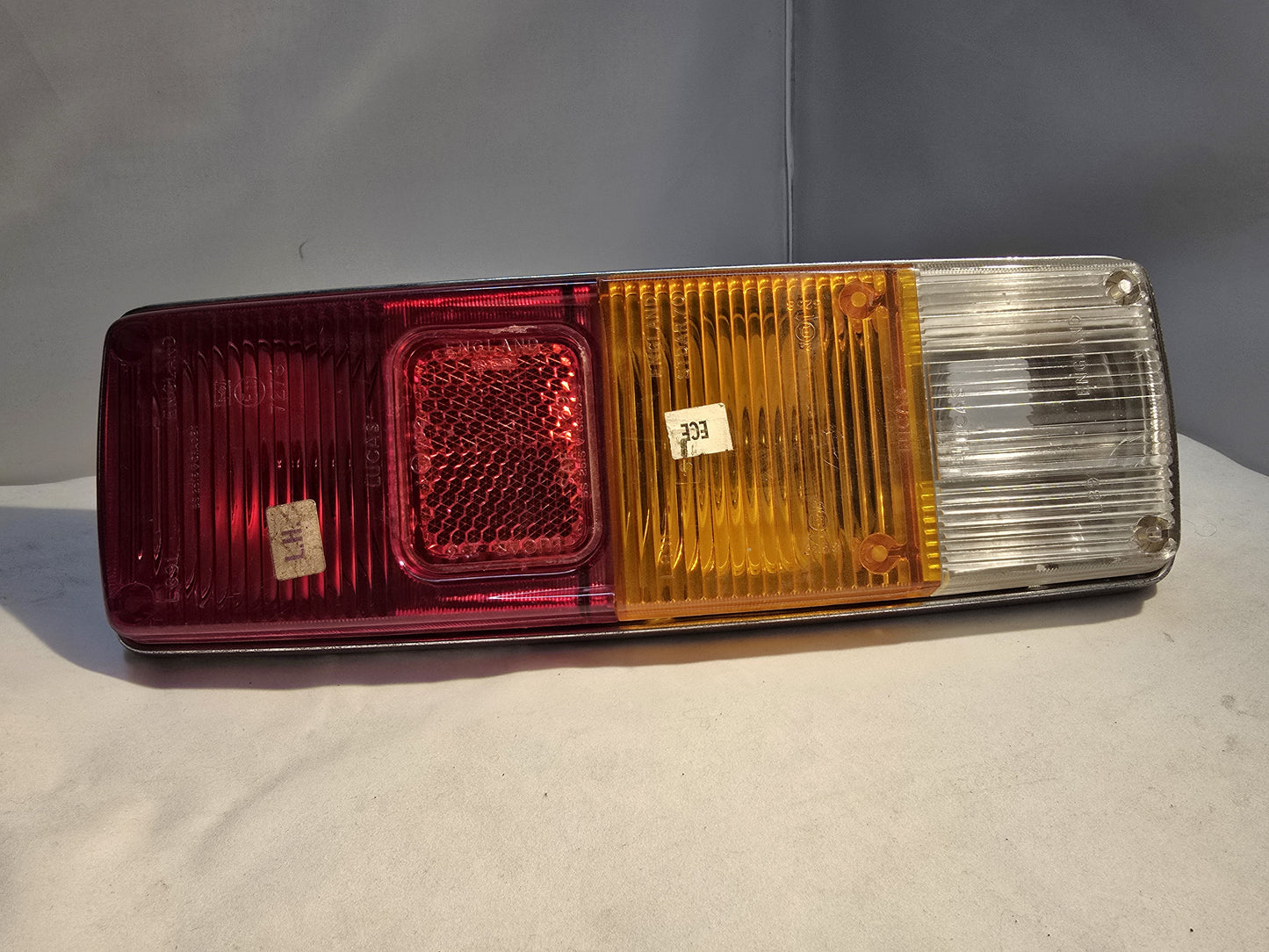 A075M6027W - Tailamp Lamp Assy