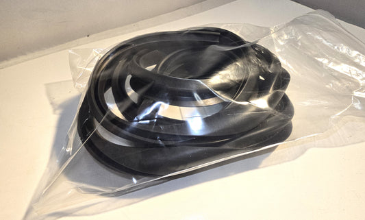 B111U0088F - Windscreen Finisher