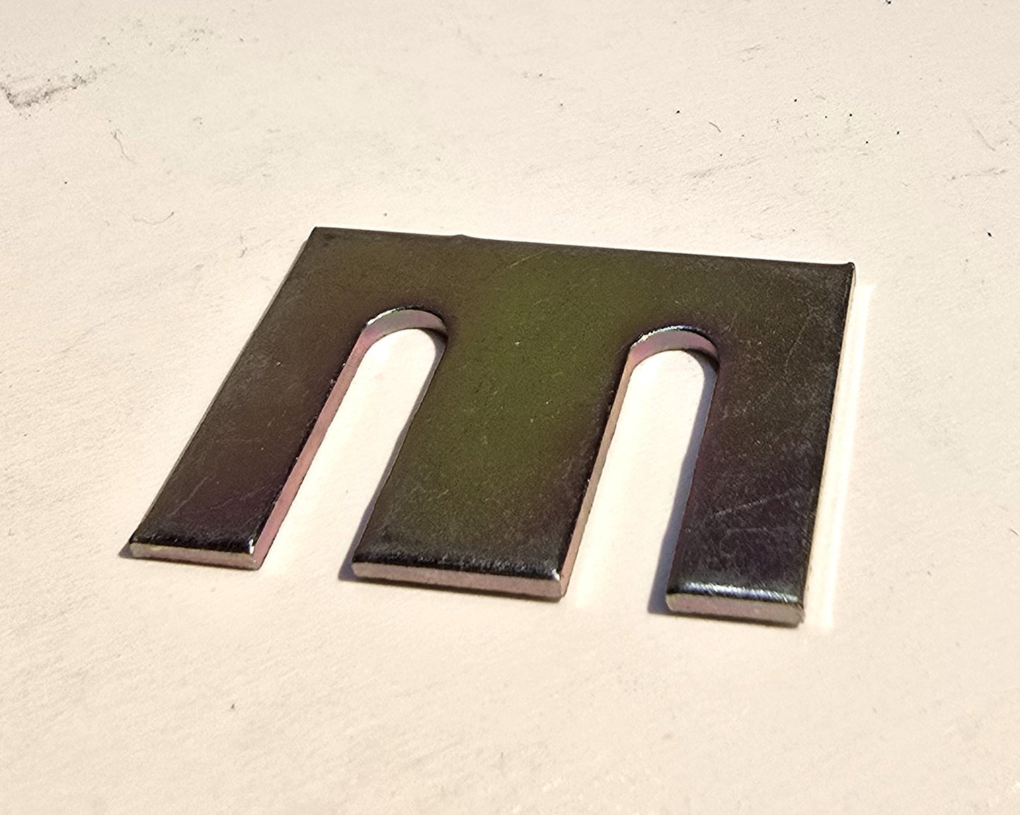 A111U0337F - Shim Bracket Glass Stop