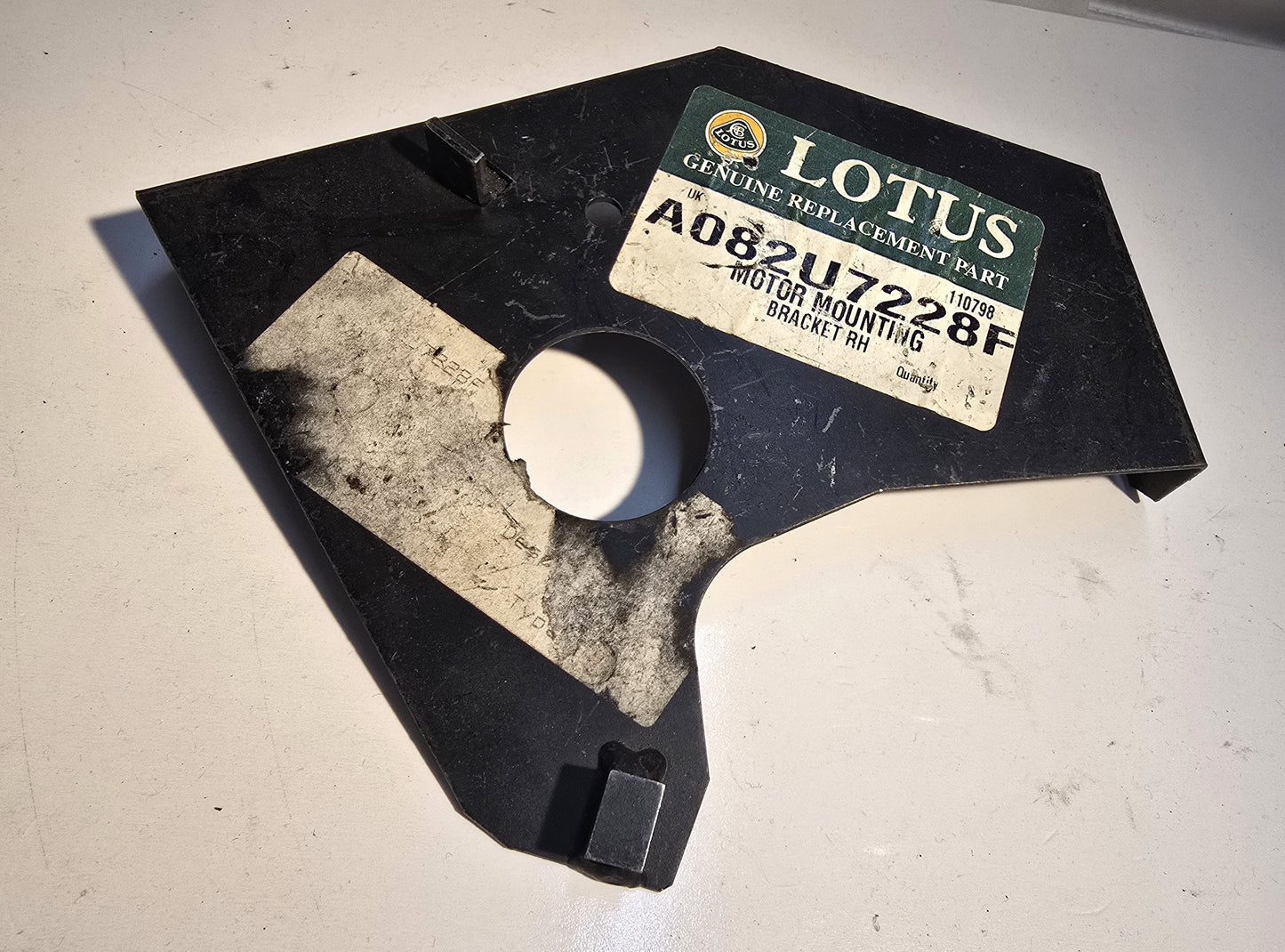 A082U7228F - Motor Mounting Bracket RH