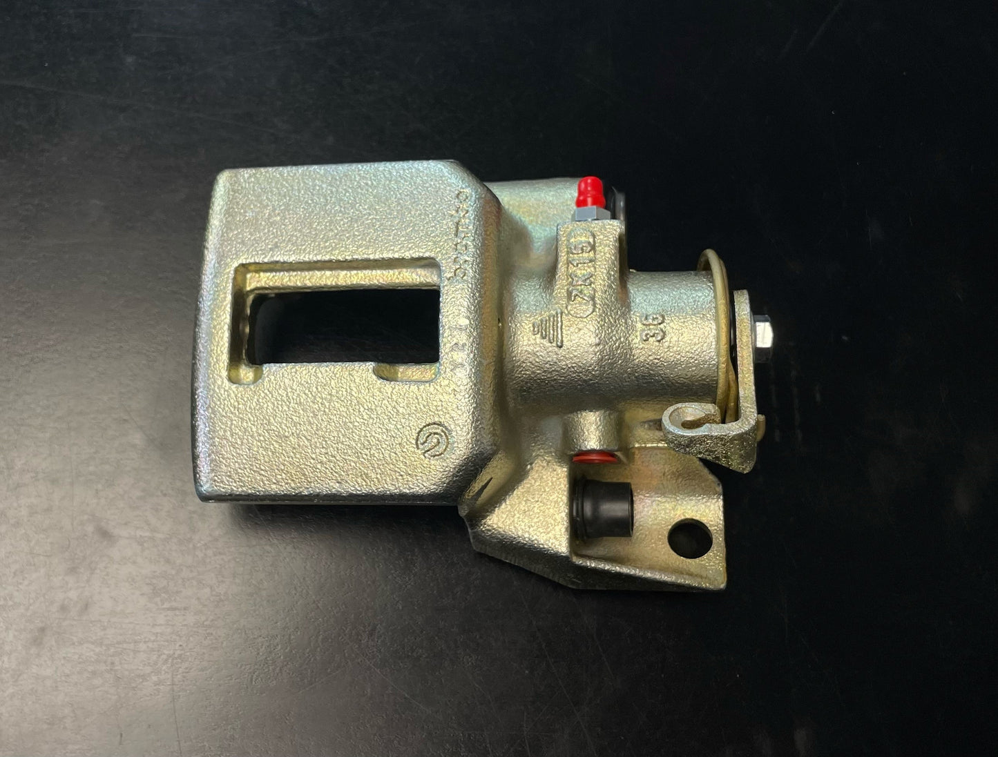 B116J0081R - Brake Caliper-Rear LH [No Pads]