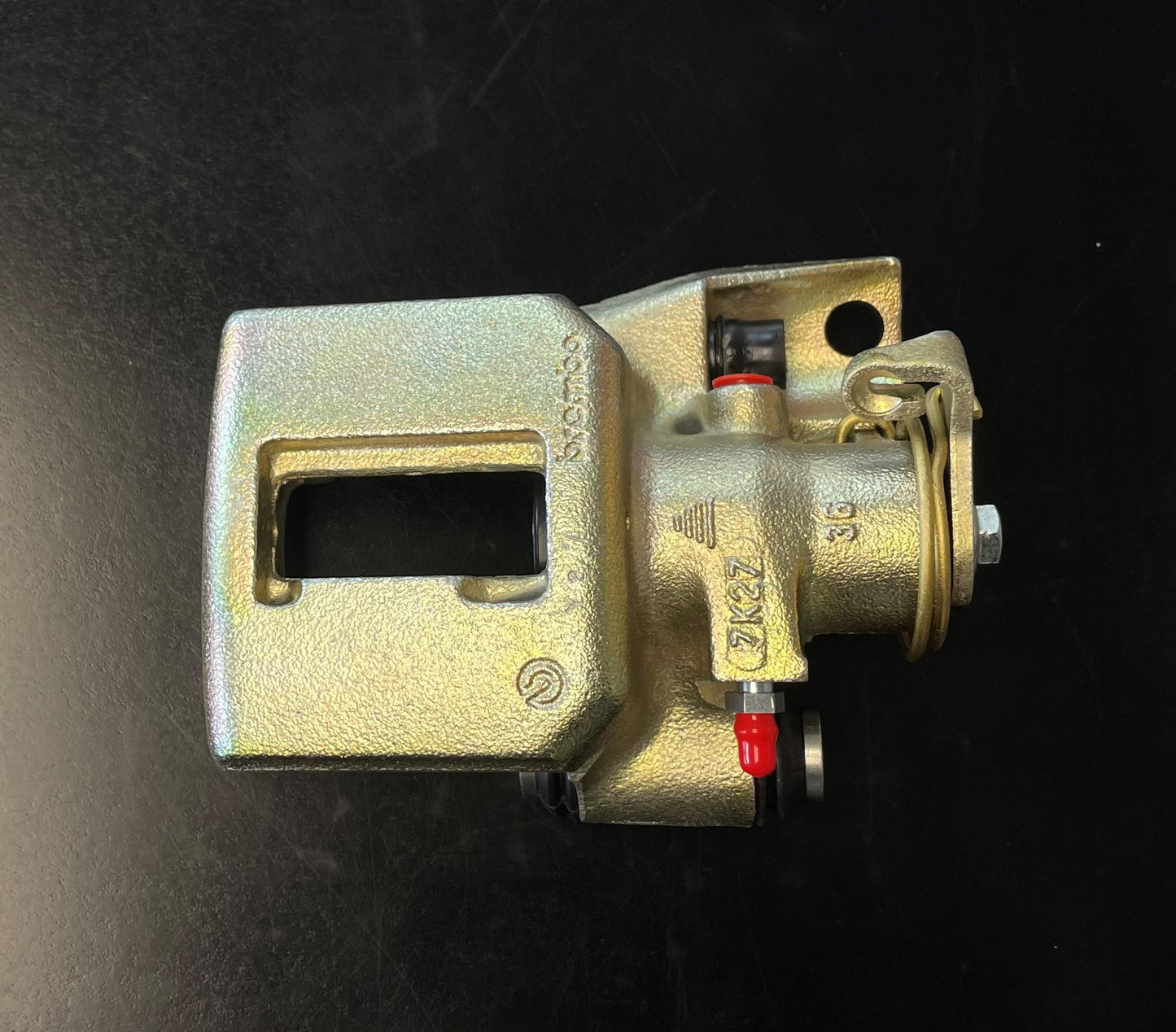 B116J0082R - Brake Caliper-Rear RH [No Pads]