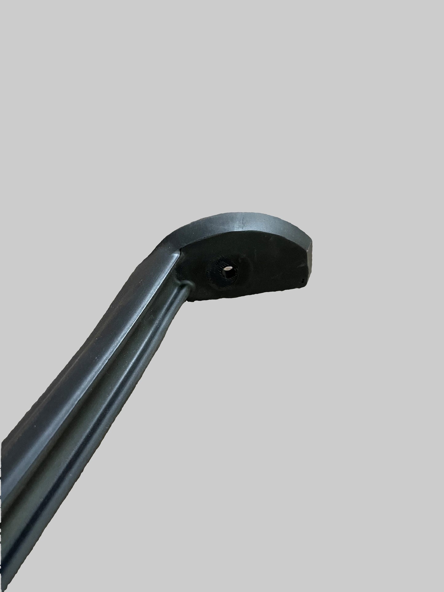 C100V0122F - Seal-Falling Pillar RH