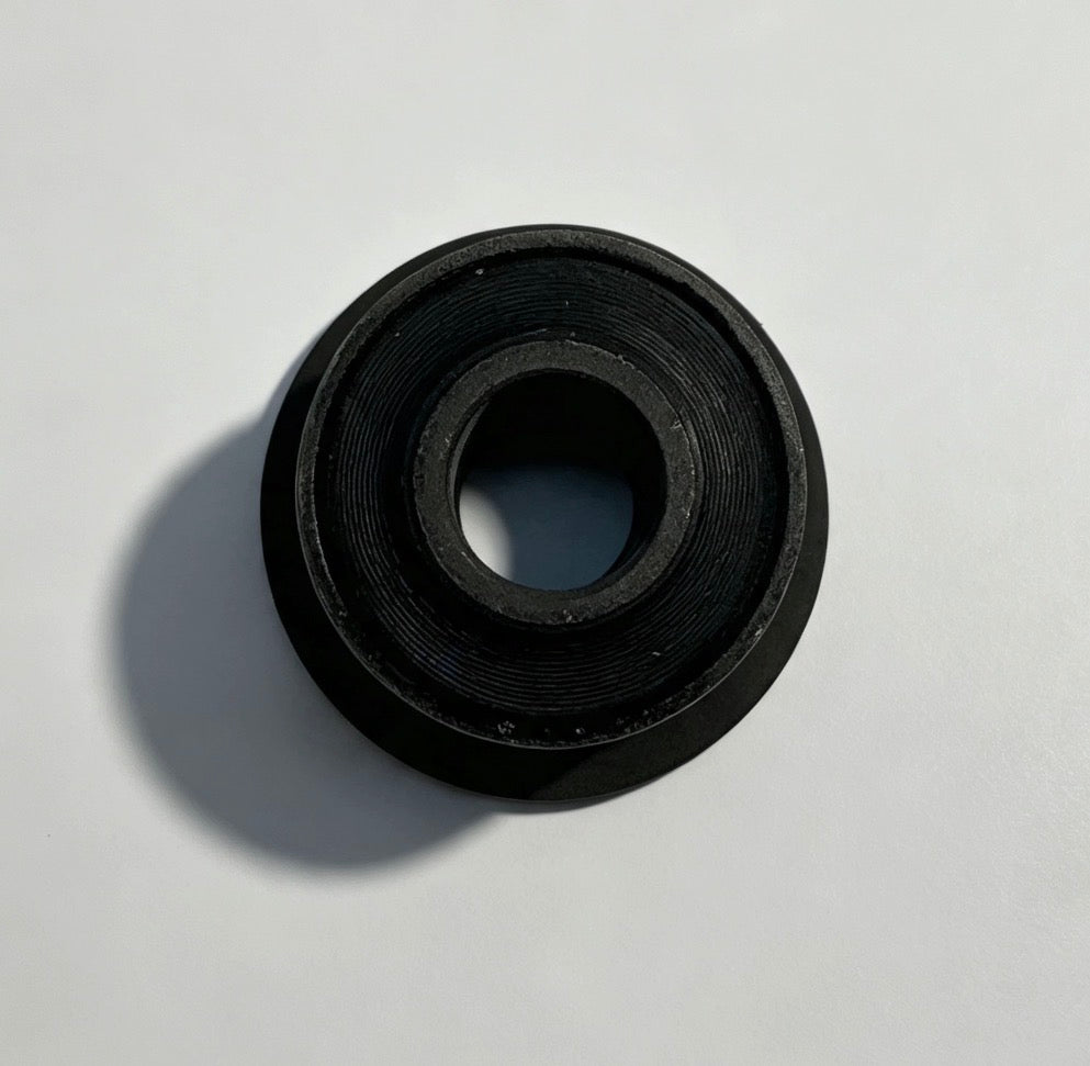 D100C6018F - Bush Upper Raft Mount S1 #