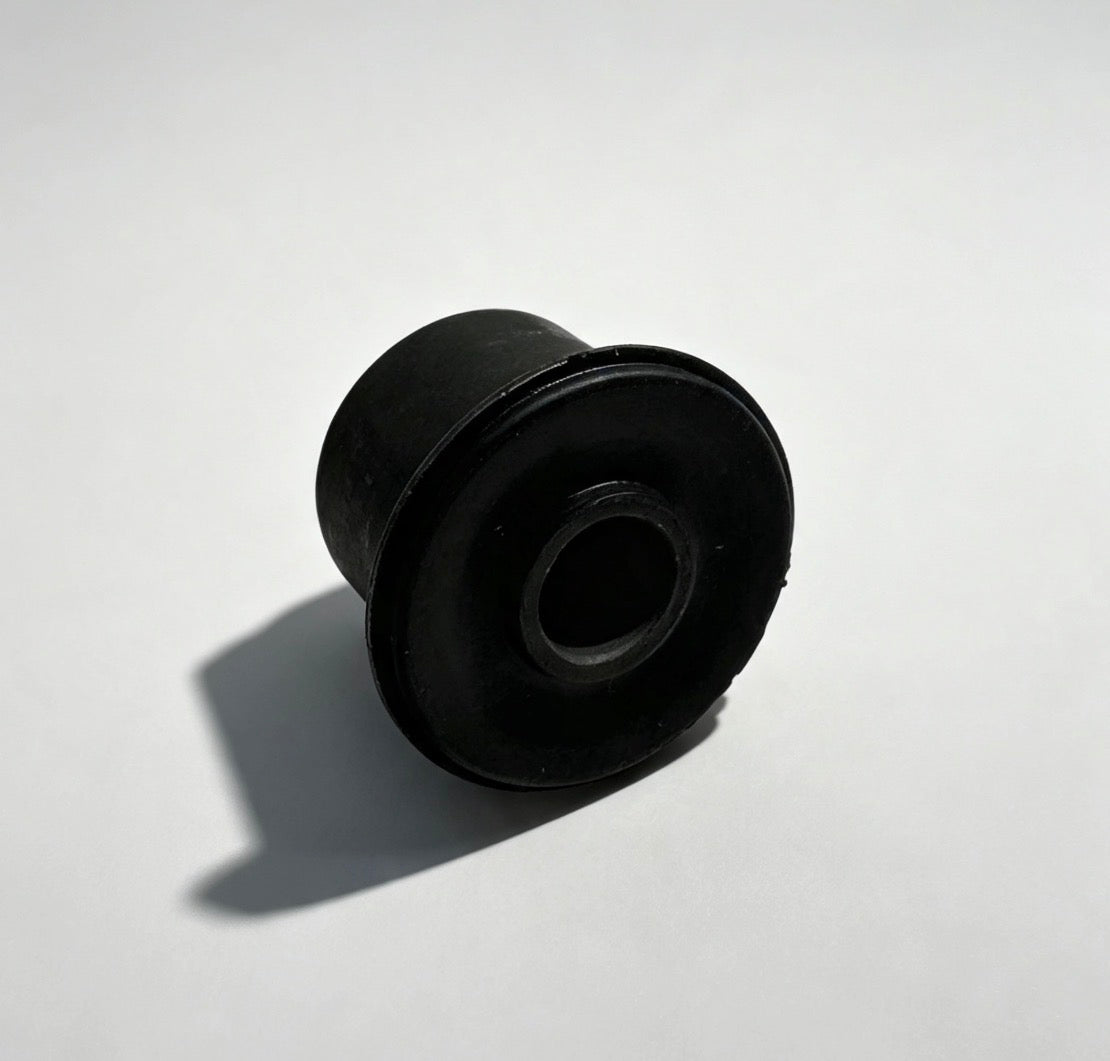 D100C6018F - Bush Upper Raft Mount S1 #