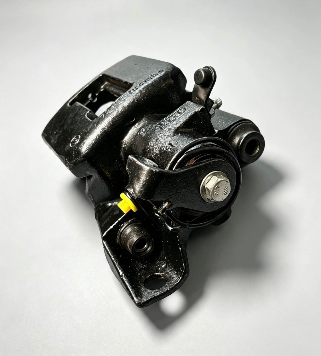 B116J0081R - Brake Caliper-Rear LH [No Pads]
