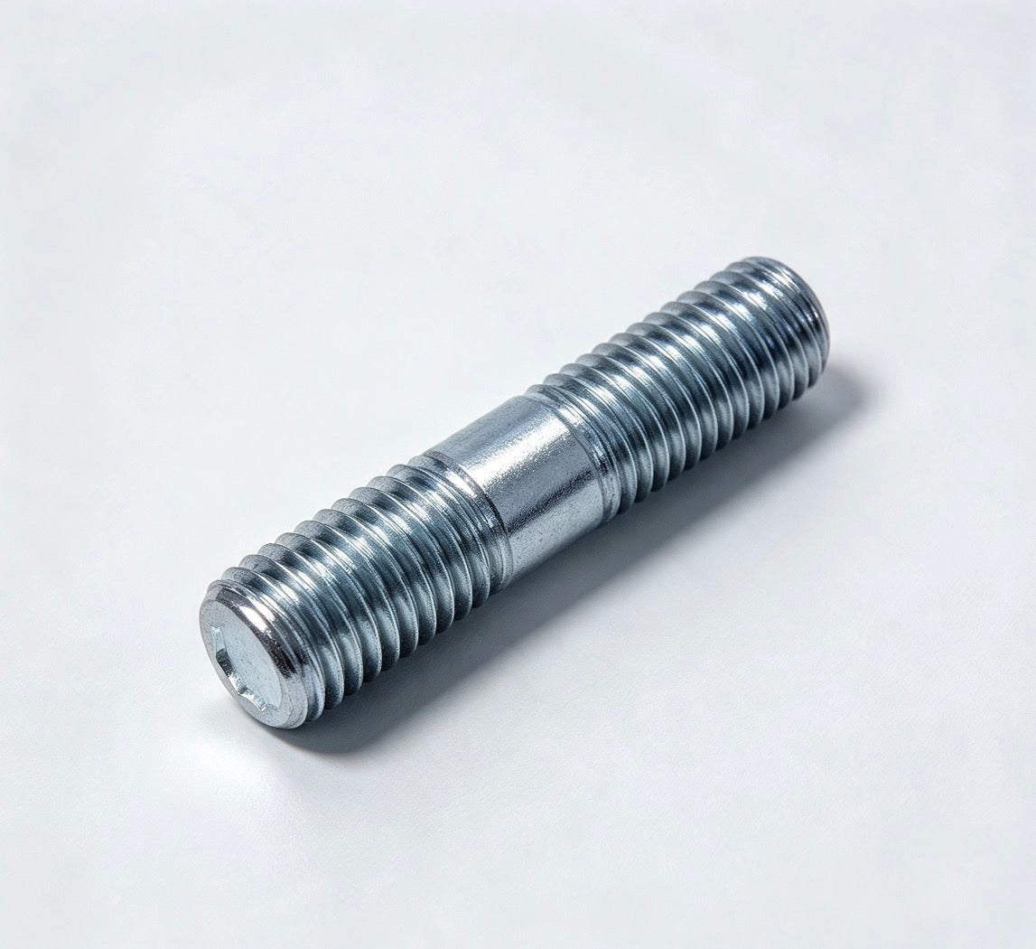 EXSTUD900 - Exhaust Manifold Stud