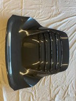 B132B0573F - Carbon Tailgate