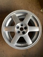 B082G4109L - AWI Rear Alloy wheel