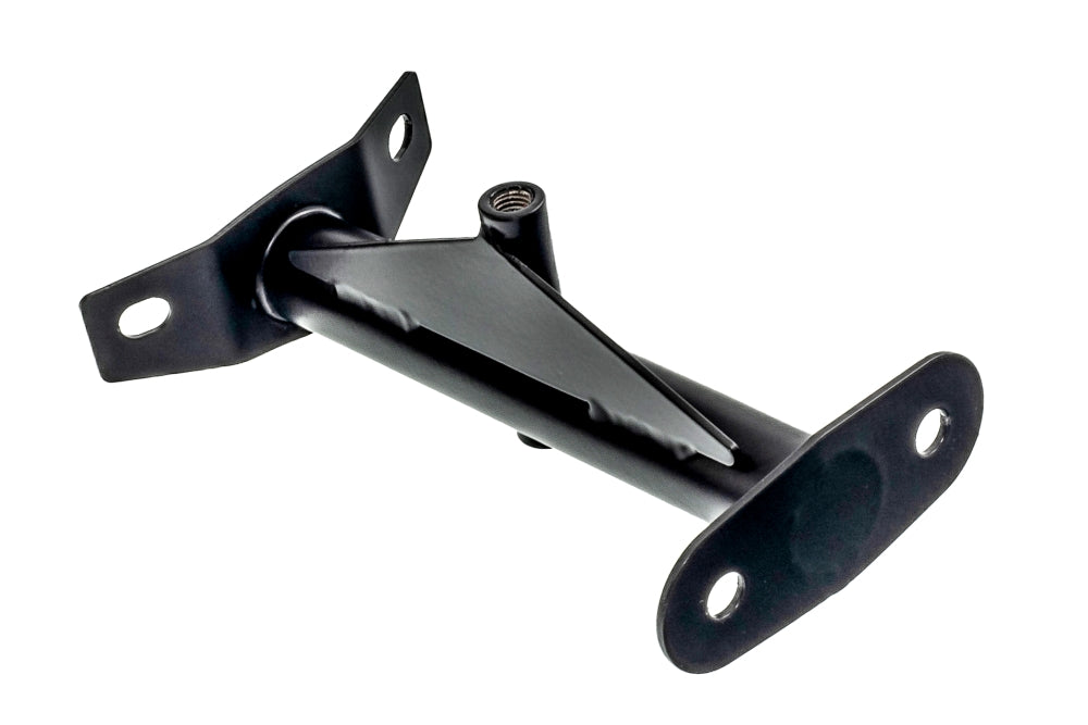 A111U0456R - Towing Eye & Mount